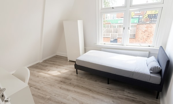 Kamer | 14m² | €550,-