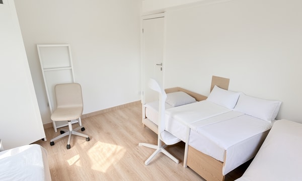 Kamer | 12m² | €380,-