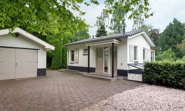 Huis | m² onbekend | €2451,-
