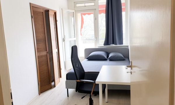 Kamer | 12m² | €950,-