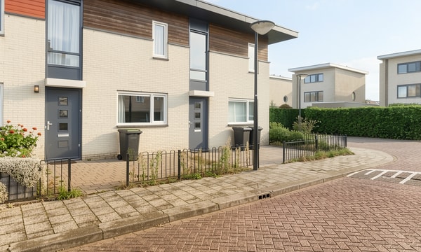 Huis | 87m² | €1950,-