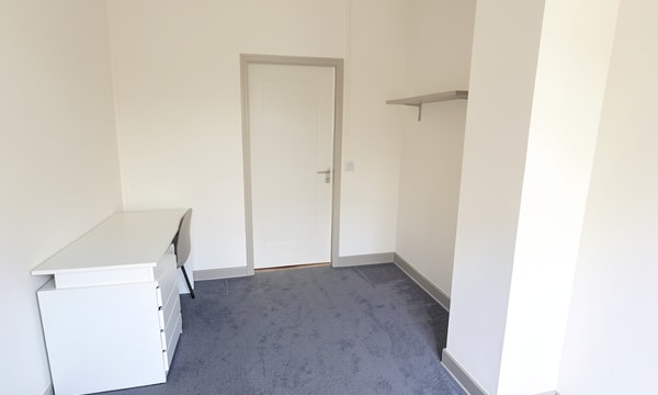 Kamer | 12m² | €690,-