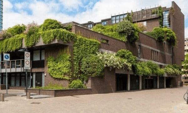 Huis | 142m² | €3850,-