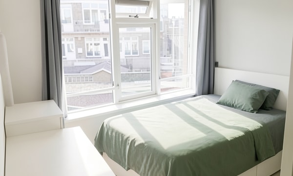 Kamer | 10m² | €1050,-