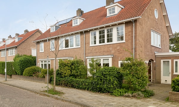 Huis | 160m² | €3750,-