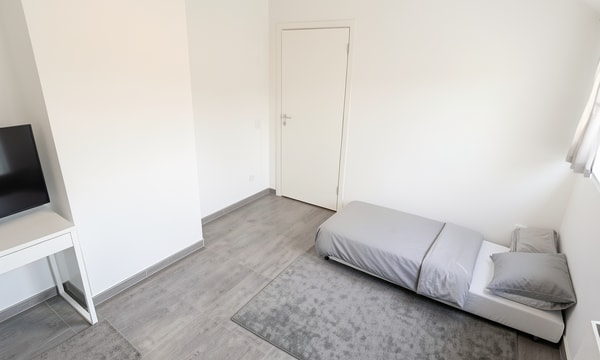 Kamer | 12m² | €800,-