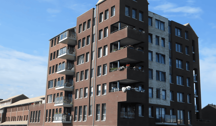 Appartement met 2 slaapkamers en balkon