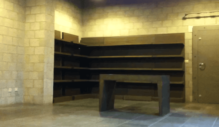 Woonhuis met parkeerplek en monumentale status