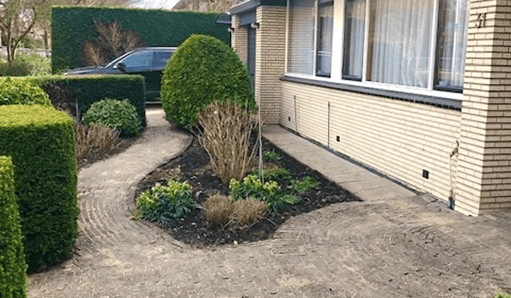 Gestoffeerde bungalow met tuin en garage
