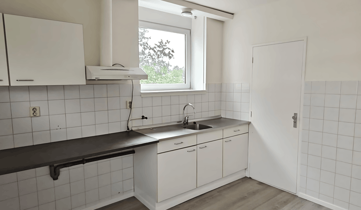 Gemeubileerd appartement met 1 slaapkamer en tijdelijke verhuur