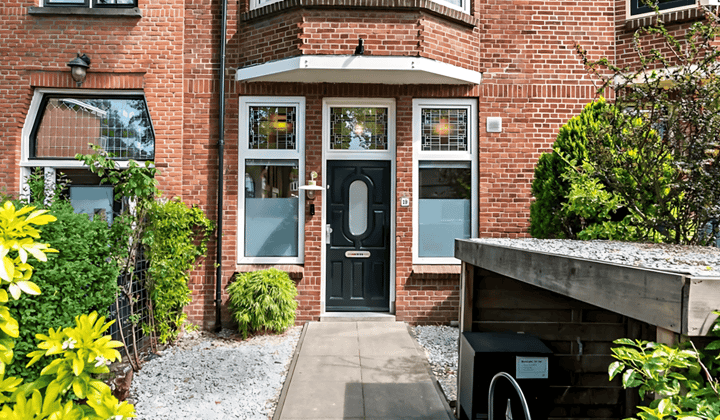 Gemeubileerd herenhuis met tuin en balkon, tijdelijke verhuur