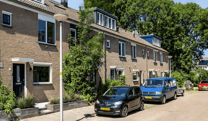 Huis | 110m² | €2500,-