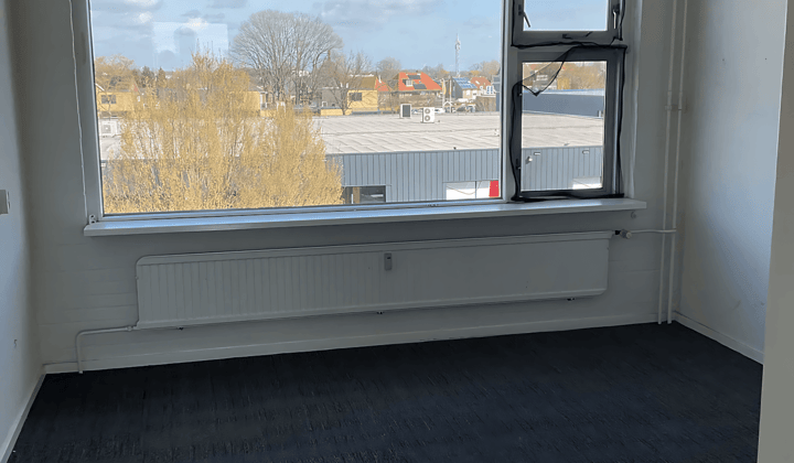 Appartement met Balkon en Tijdelijke Verhuur zonder Huisdieren