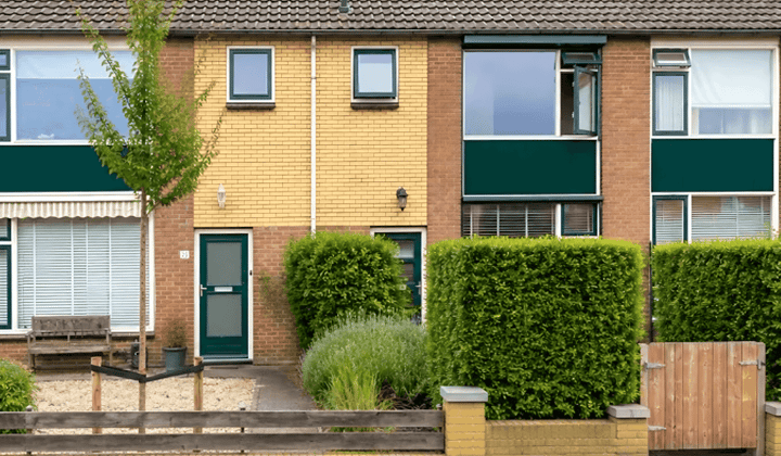 Eengezinswoning met balkon en 3 slaapkamers