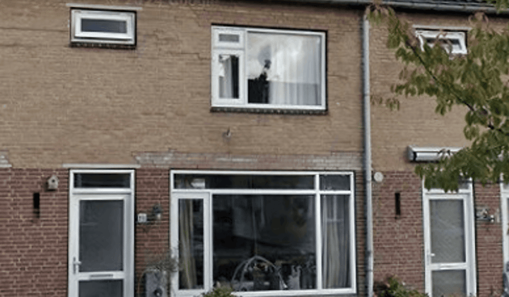 Eengezinswoning met 3 slaapkamers en tuin