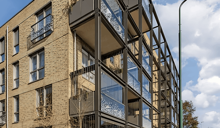 Appartement met 2 slaapkamers en balkon