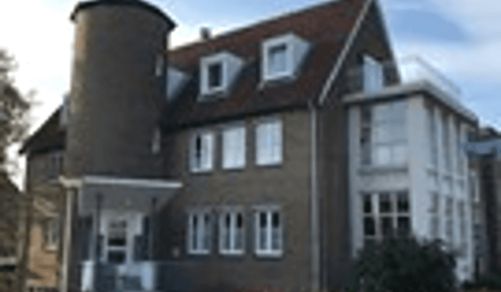 Appartement met 2 slaapkamers en wasmachineaansluiting