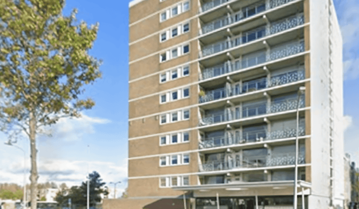 Seniorenappartement met balkon en parkeerplaats