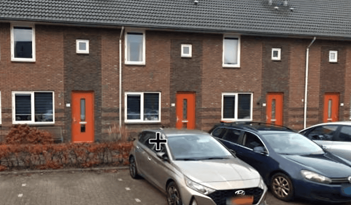 Eengezinswoning met tuin en drie slaapkamers