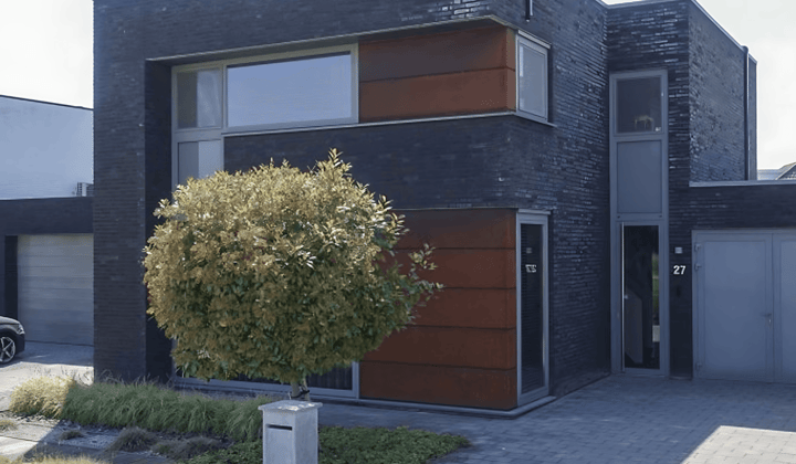 Gemeubileerde woning met luxe badkamer en tuin