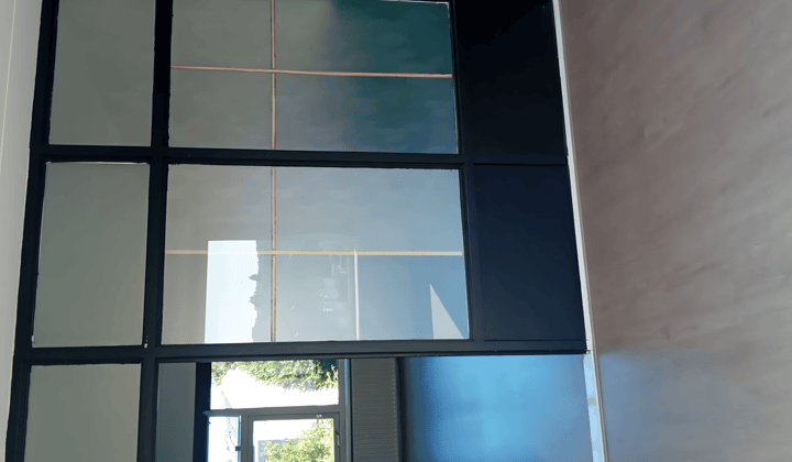 Gestoffeerd appartement met 2 slaapkamers en tijdelijke verhuur