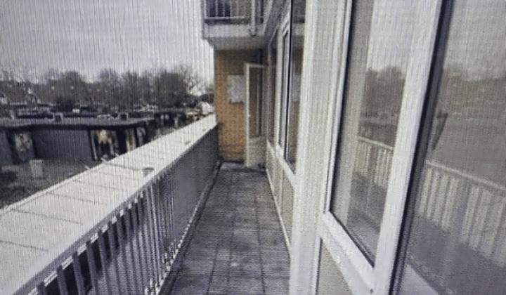 Gestoffeerd Appartement met Balkon en Privévoorzieningen