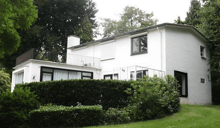 Vrijstaande woning met tuin en balkon