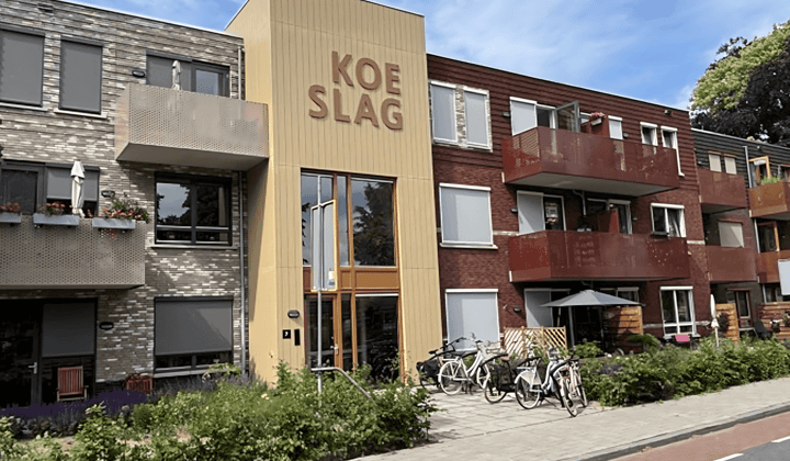 3-kamer appartement met balkon, gestoffeerd en zonder huisdieren