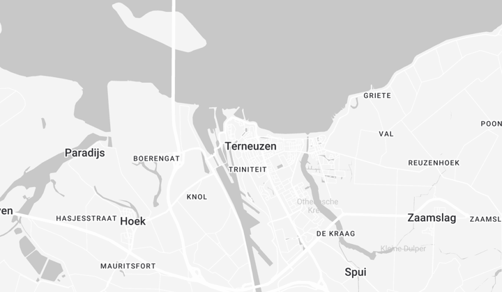Appartement met Balkon en Uitzicht in het Centrum met Parkeergelegenheid