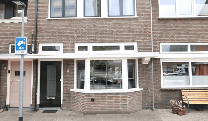 Tijdelijke gemeubileerde eengezinswoning met tuin