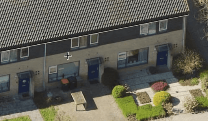 Eengezinswoning met tuin en vier slaapkamers