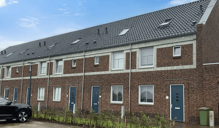Tussenwoning met tuin en parkeerplaats, energielabel A+++