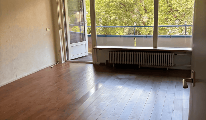 Appartement met Balkon en tijdelijke verhuur zonder huisdieren
