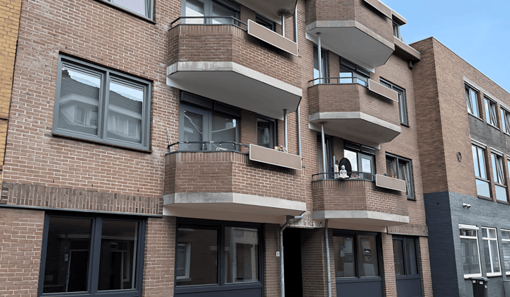 Appartement met 2 slaapkamers en open keuken