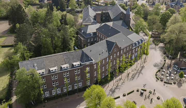 Gemeubileerde studentenkamer in monumentaal pand, inclusief wifi