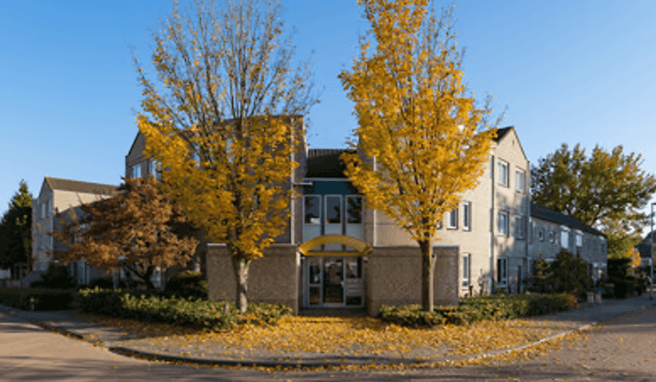 Appartement met 2 slaapkamers en balkon