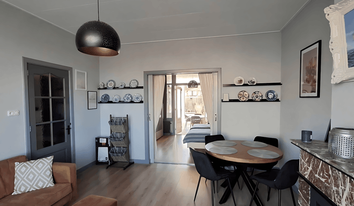 Gemeubileerd appartement met tuin en tijdelijke verhuur