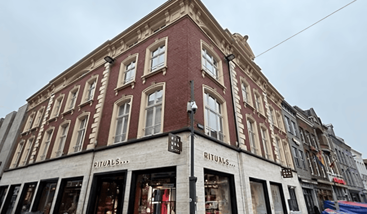 Gemeubileerd appartement met balkon en inclusief internet