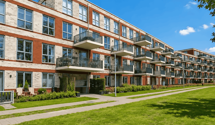 Gemeubileerd 3-kamer appartement met balkon