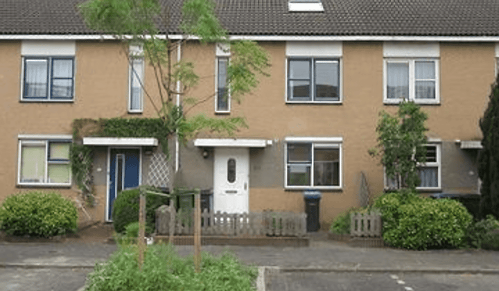 Gemeubileerd huis met tuin en parkeerplek