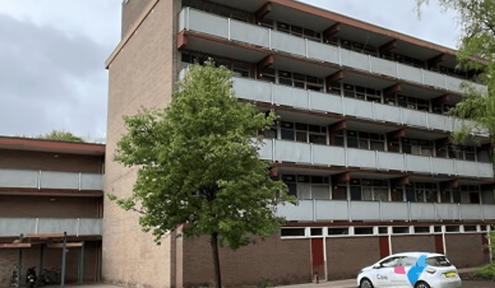 Appartement met balkon en parkeergelegenheid