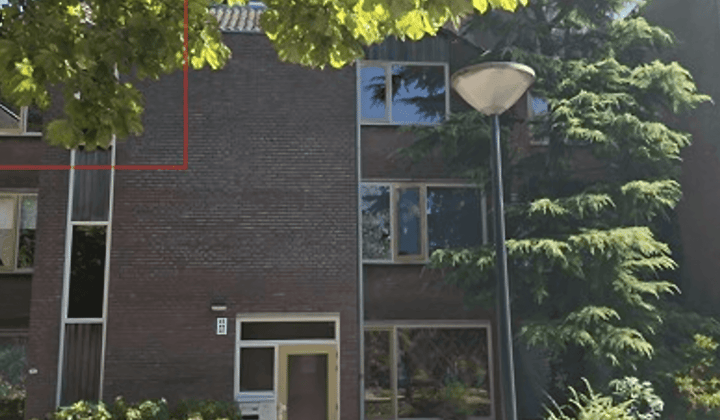 Appartement met balkon en parkeerplek