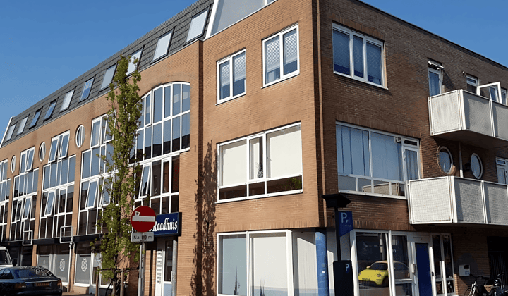 Appartement met 2 slaapkamers en gestoffeerd in centrum