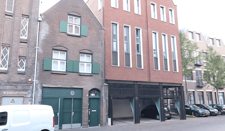 Gemeubileerd appartement met balkon en parkeerplaats