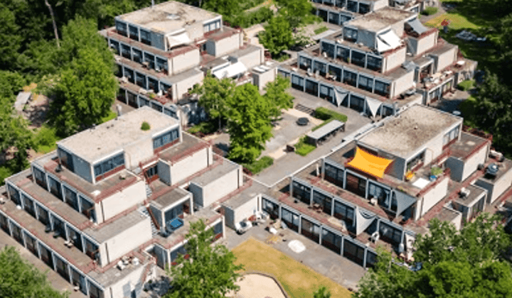 Kamer 12 m² met gedeelde voorzieningen en internet