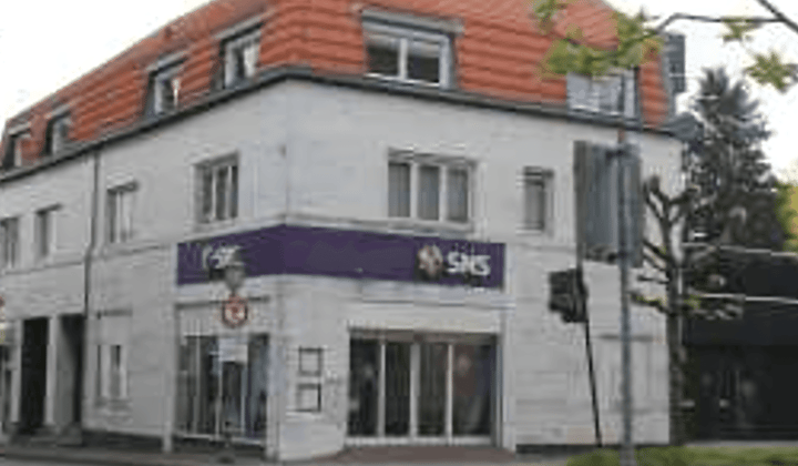 Appartement met 1 slaapkamer en wasruimte in centrum