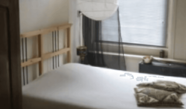 Kamer 14 m² met eigen badkamer en keuken, registratie mogelijk