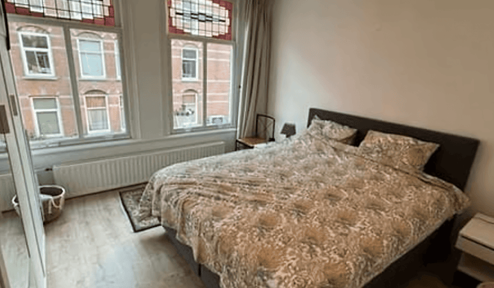 Gemeubileerde 1-kamer studio met parkeerplaats en all-in prijs