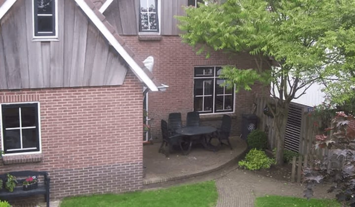 Vrijstaande woning met tuin en open haard