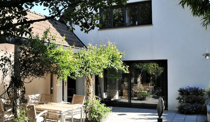 Privékamer met tuinzicht en parkeergelegenheid